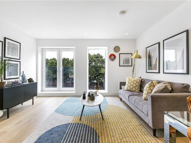 Apartment for rent in London Borough of Ealing, Hanwell