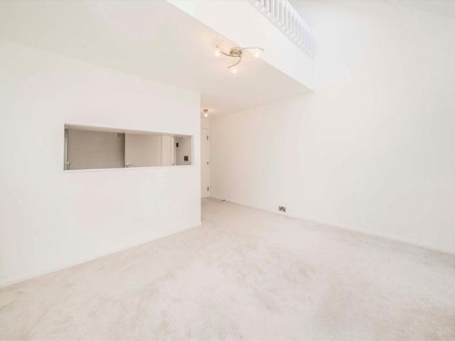 House for rent in Royal Borough of Kingston upon Thames, Greater London