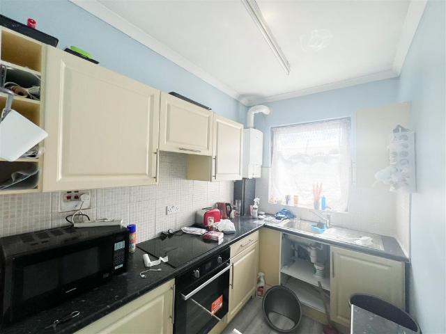 House for rent in London Borough of Croydon, Greater London