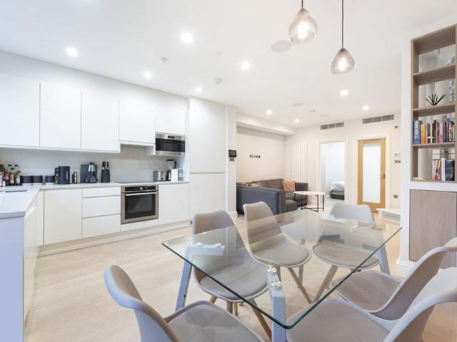 Apartment for rent in London Borough of Camden, Greater London