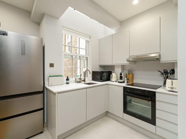 Apartment for rent in London Borough of Camden, Greater London