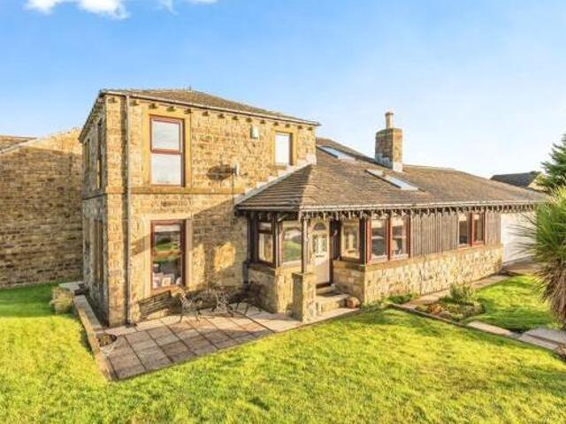 House for sale in Holmfirth, West Yorkshire