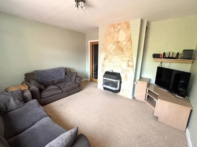 House for rent in Pouchen End, Hertfordshire