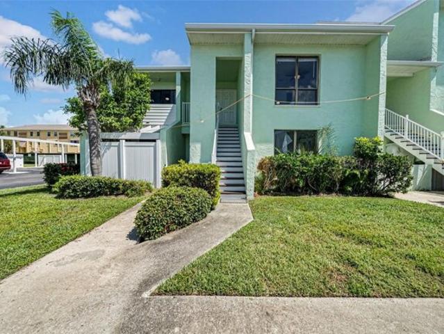 Condo for sale in Indian Rocks Beach, Florida