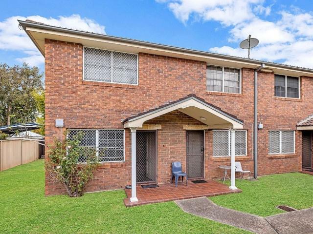 House for rent in Wollongong West, New South Wales