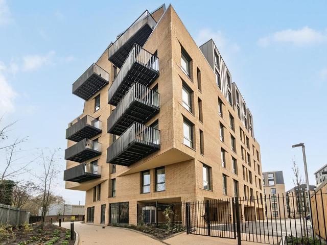 Apartment for rent in East Twerton, Dulcote