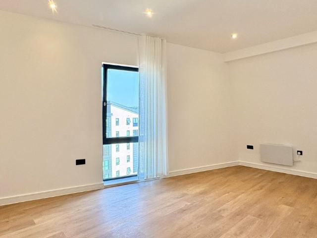 Apartment for rent in East Twerton, Dulcote