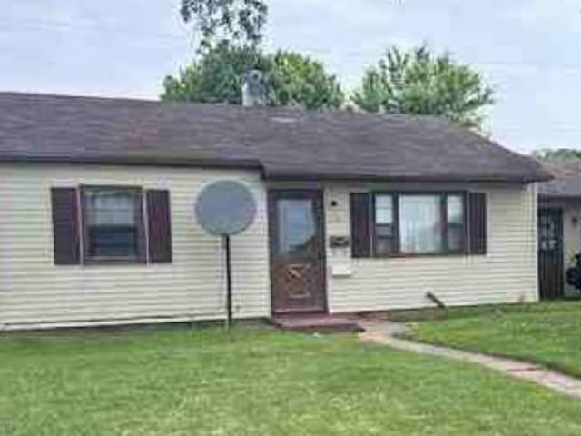 House for sale in Burlington, Iowa
