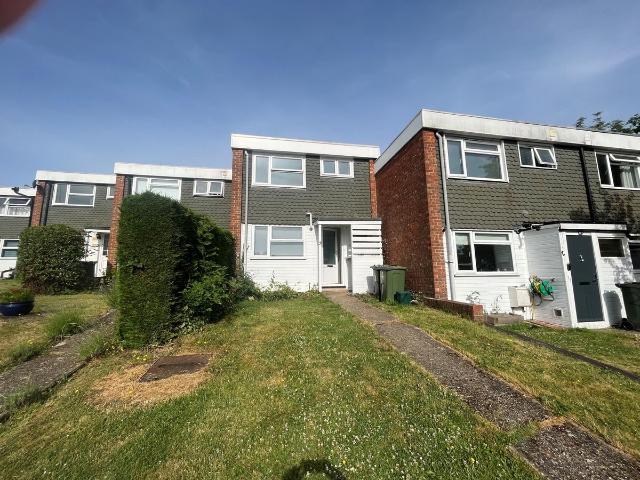 House for rent in Onslow Village, Guildford