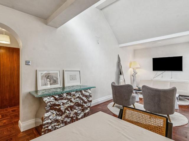 Apartment for rent in Wandsworth, Isle Of Man