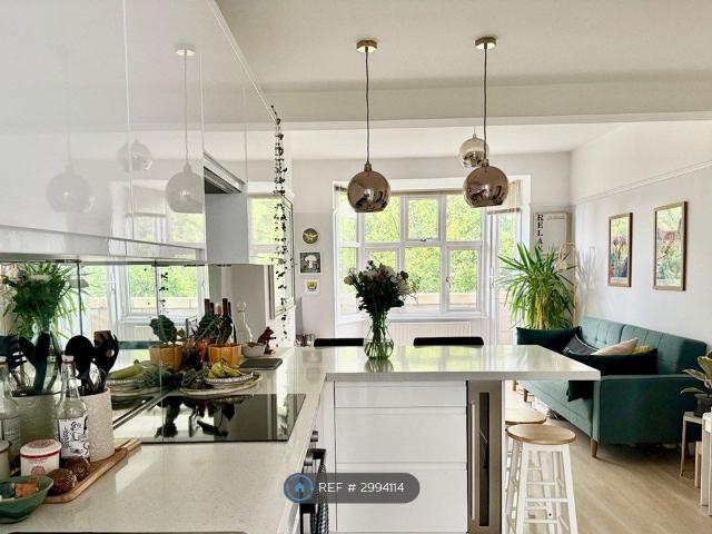 Apartment for rent in Clapham, Greater London