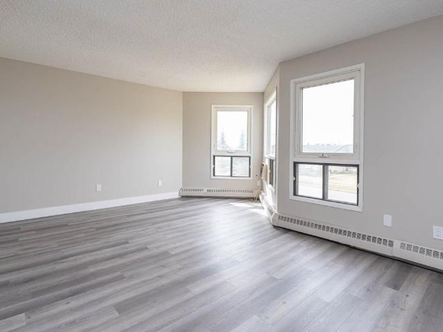 Apartment for rent in Wedgewood, Alberta