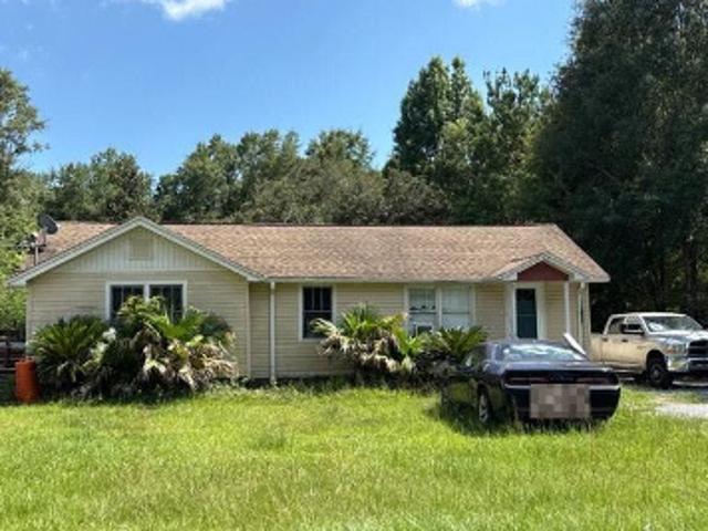 House for sale in Pace, Florida