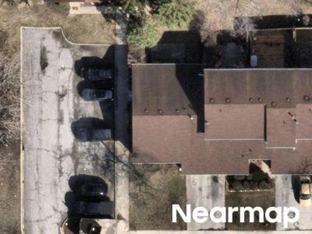 Townhouse for sale in Country Club Hills, Illinois