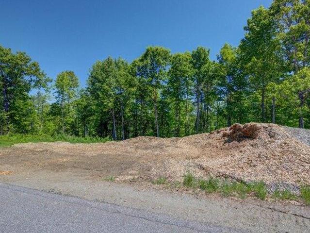 Land for sale in Windsor, Maine