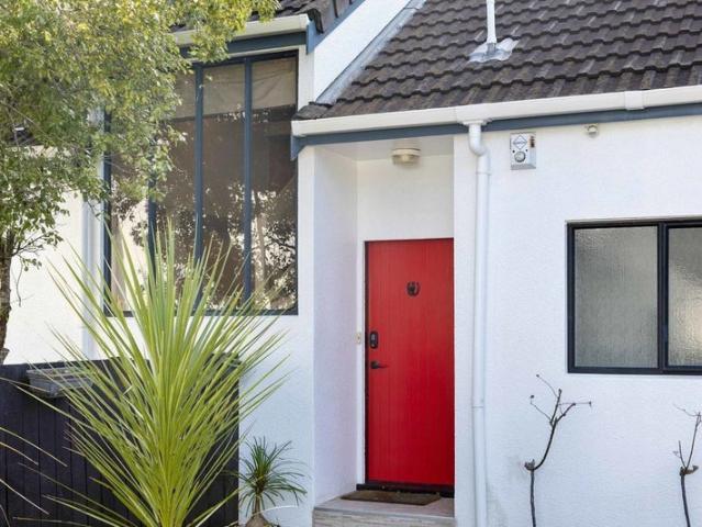 House for rent in Paremoremo, Oroua County