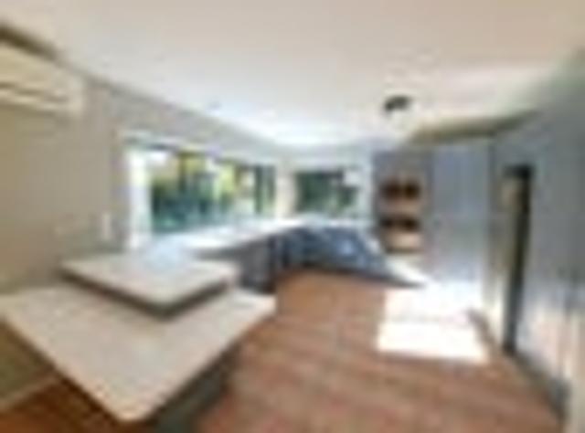 House for rent in Paremoremo