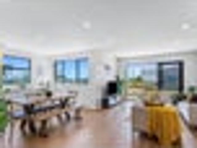 House for rent in Windsor Park, Upper Harbour