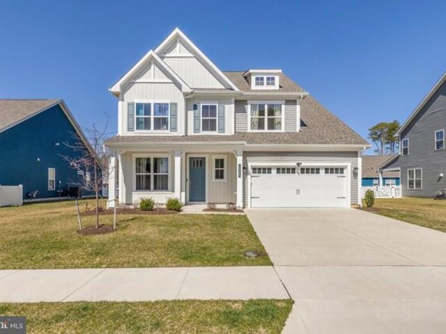 House for sale in Frankford