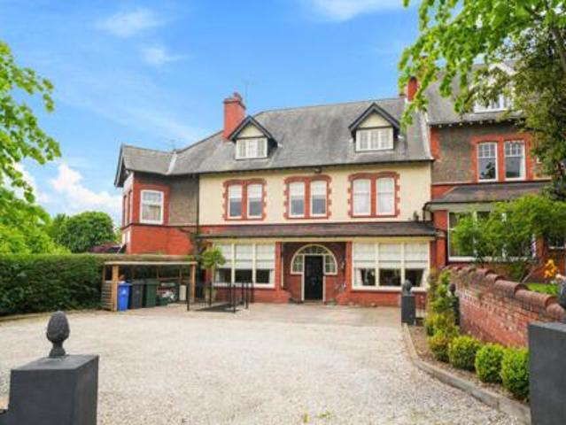 House for sale in Wheatley, South Yorkshire