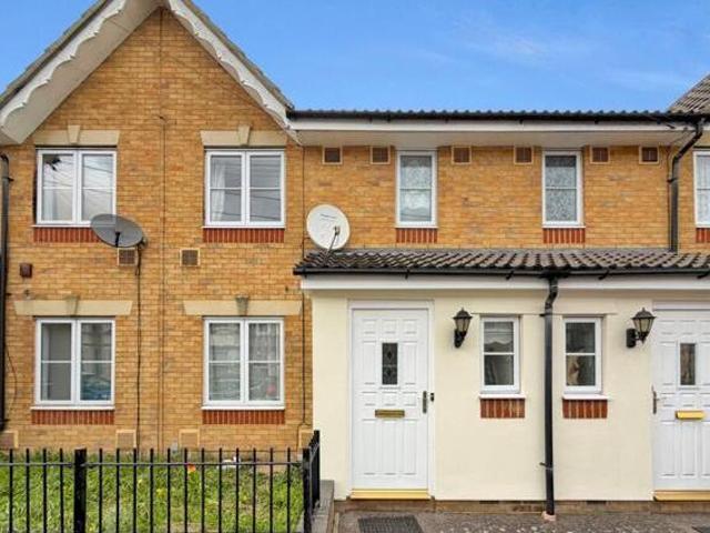 House for sale in Brompton, Gillingham