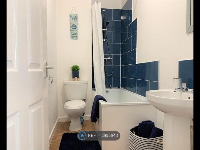 Apartment for rent in Calderstones