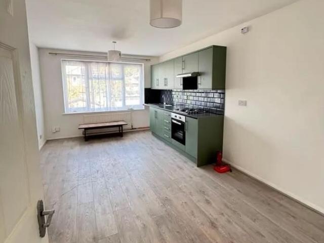 Apartment for rent in Forest Gate, Greater London