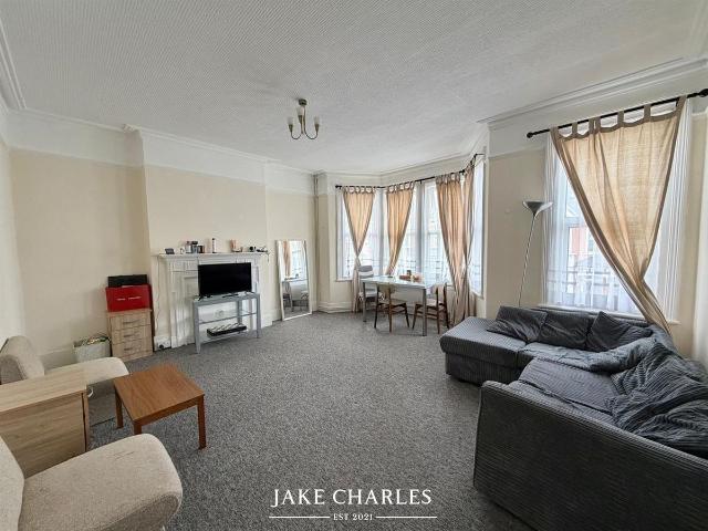 Apartment for rent in Palmers Green, Greater London