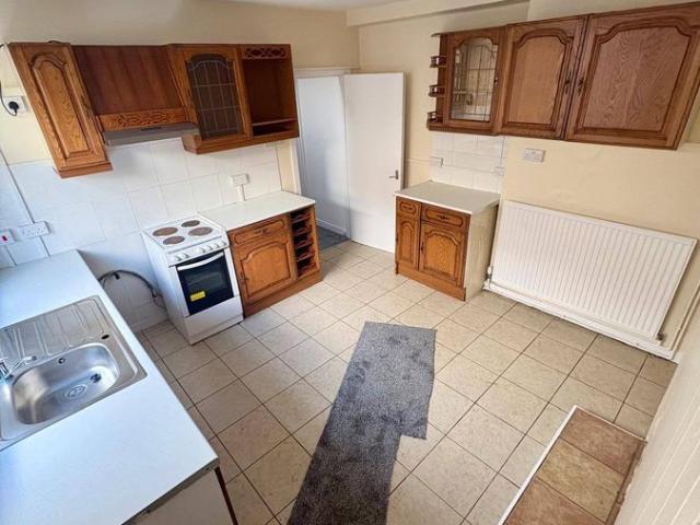 Apartment for rent in Cimla, Neath