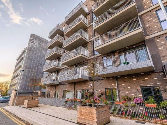 Apartment for rent in Chalvey, Slough