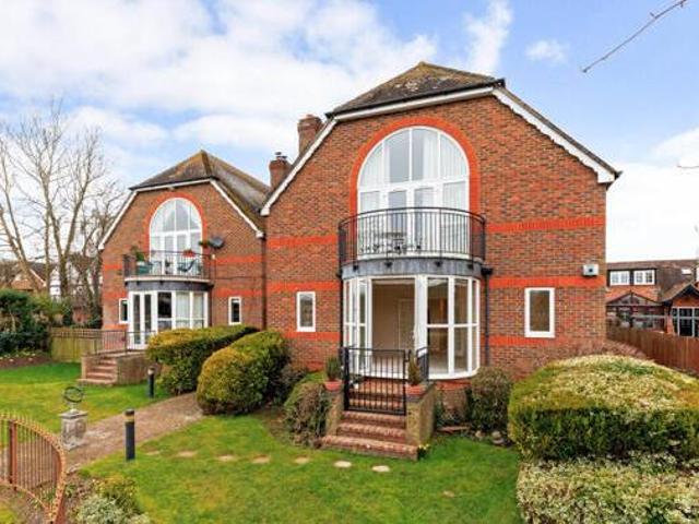 House for sale in Lambourn, West Berkshire