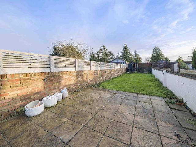 House for rent in Spital, Windsor