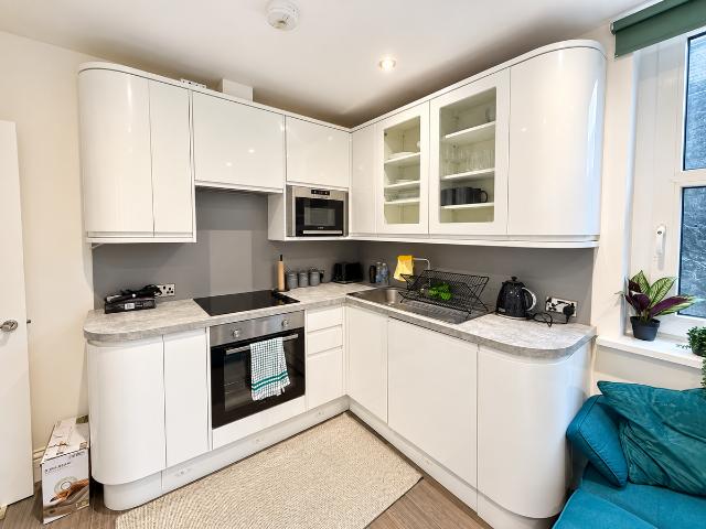 Studio for rent in Round Hill, Brighton