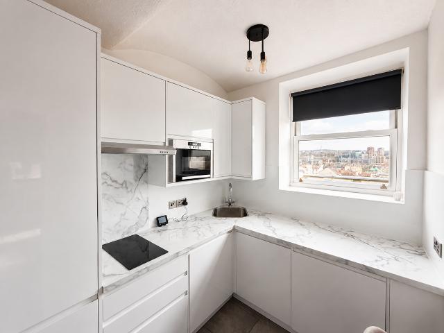Studio for rent in Round Hill, Brighton