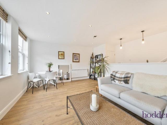 Apartment for rent in Chertsey, Runnymede