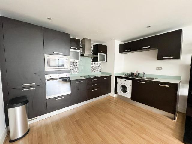 Apartment for rent in Silvertown, Greater London