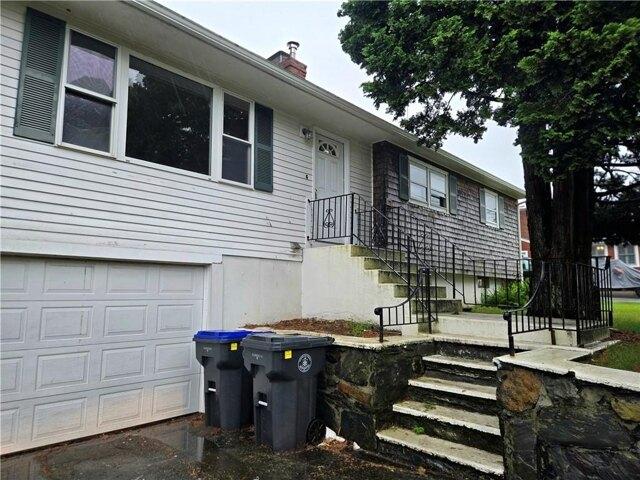 House for sale in Portsmouth, Rhode Island