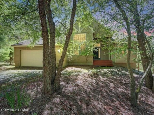 House for sale in Pocono Pines