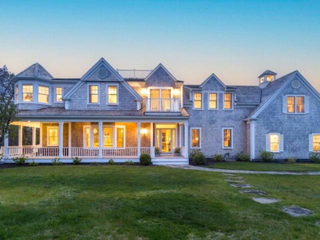House for sale in Chatham