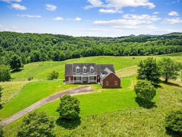 House for sale in Blue Ridge House for sale in Blue Ridge