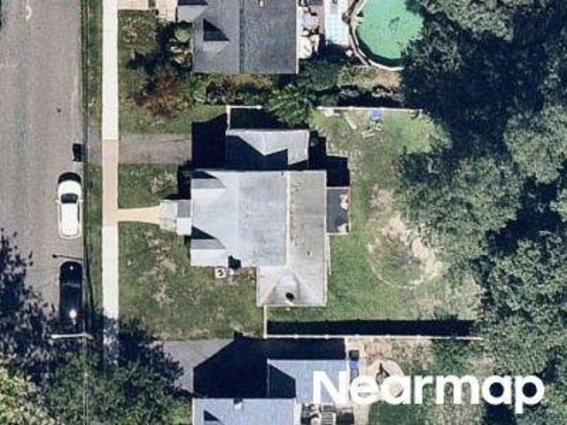 House for sale in Stratford, Connecticut