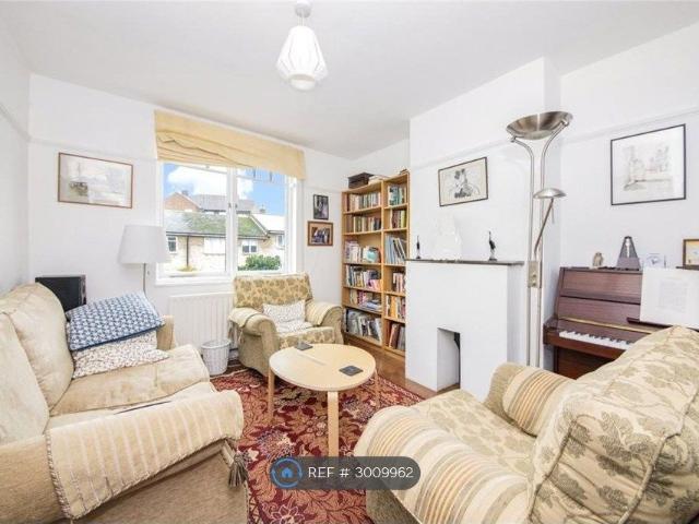 House for rent in Royal Borough of Greenwich, Greater London