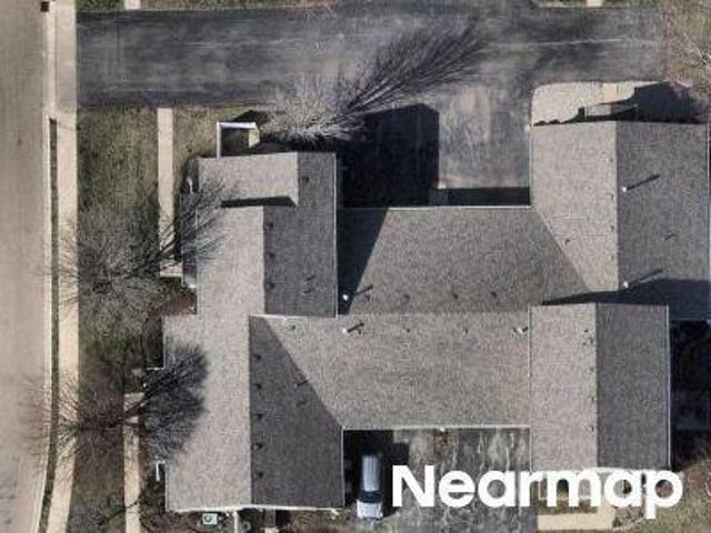 House for sale in Oswego