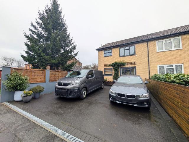 House for rent in Falcon Lodge, Wales