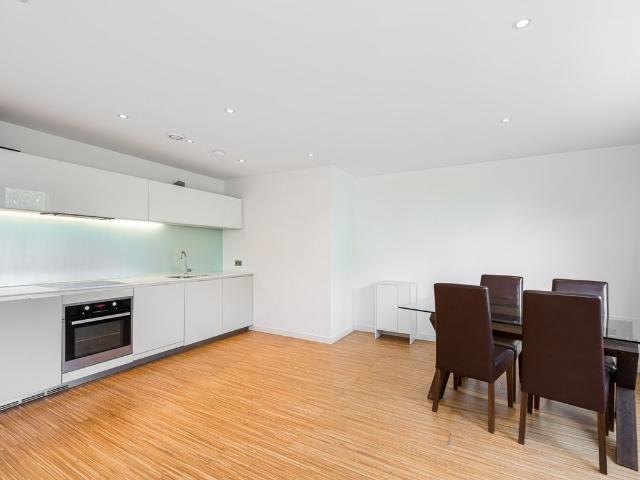 Apartment for rent in Clapham, Greater London