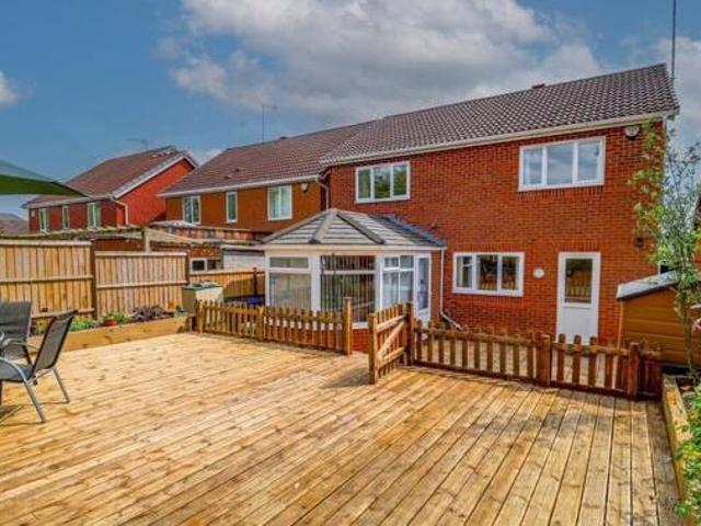 House for sale in Chesterfield, East Midlands