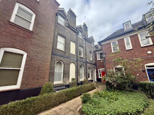 House for rent in Key Street, Suffolk