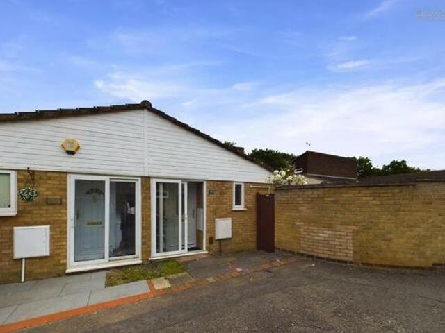 House for sale in Hampton Green, Cambridgeshire