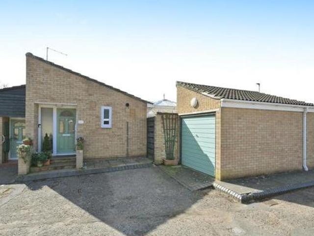 House for sale in Hampton Green, Cambridgeshire