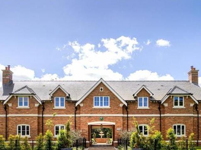 House for sale in Lyons, Greater London